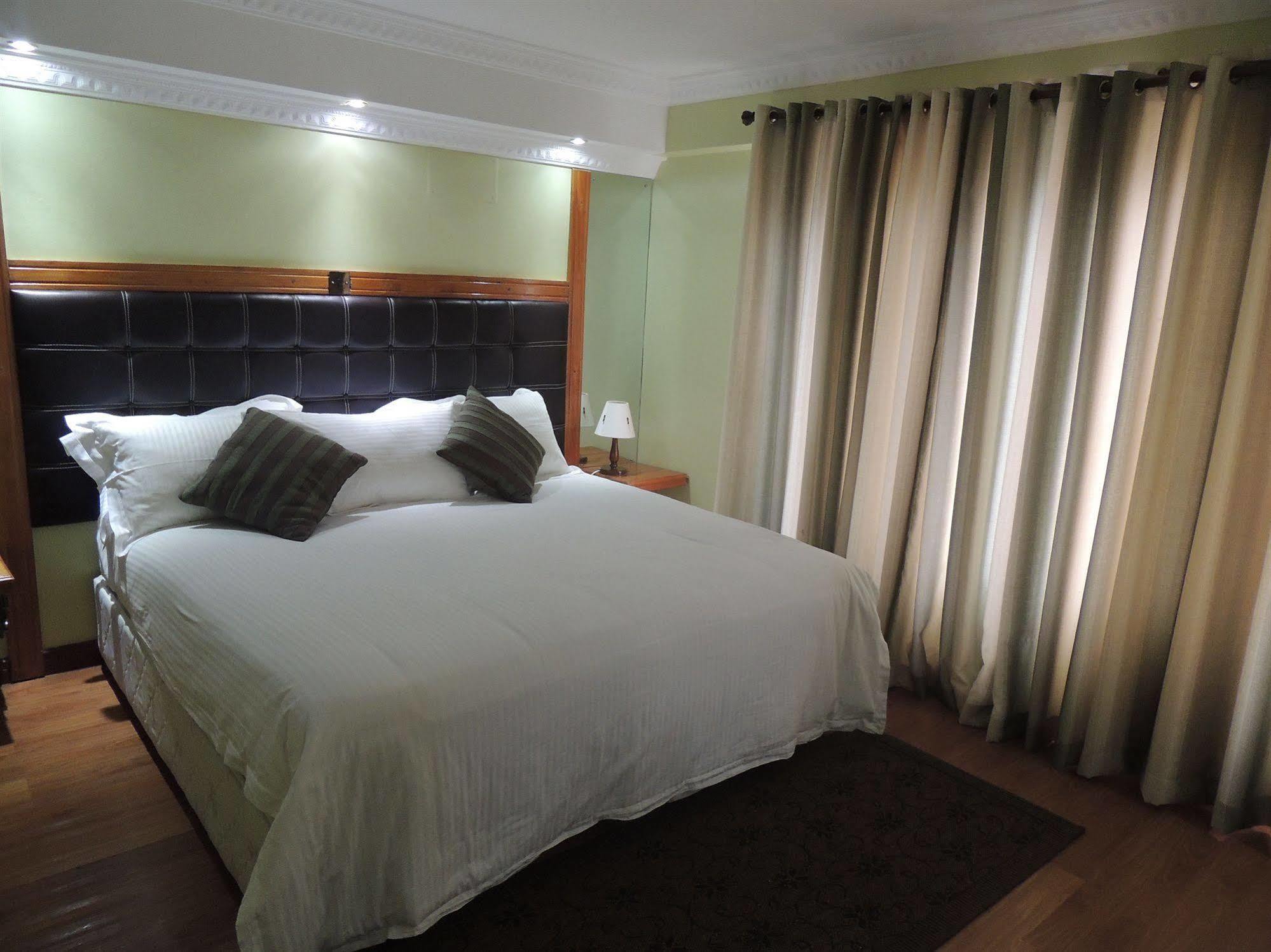 Nairobi Upperhill Hotel Ngoại thất bức ảnh